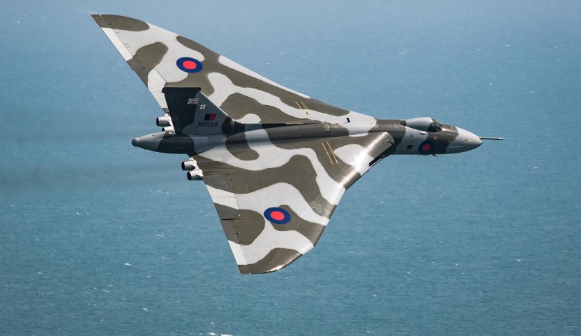 Avro Vulcan xh558