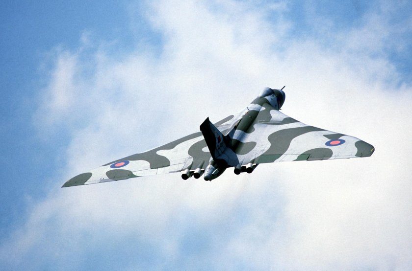 Avro Vulcan самолет
