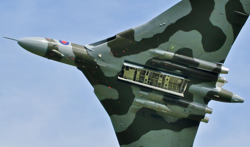 Бомбардировщик Авро вулкан