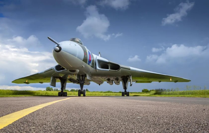 Avro Vulcan самолет
