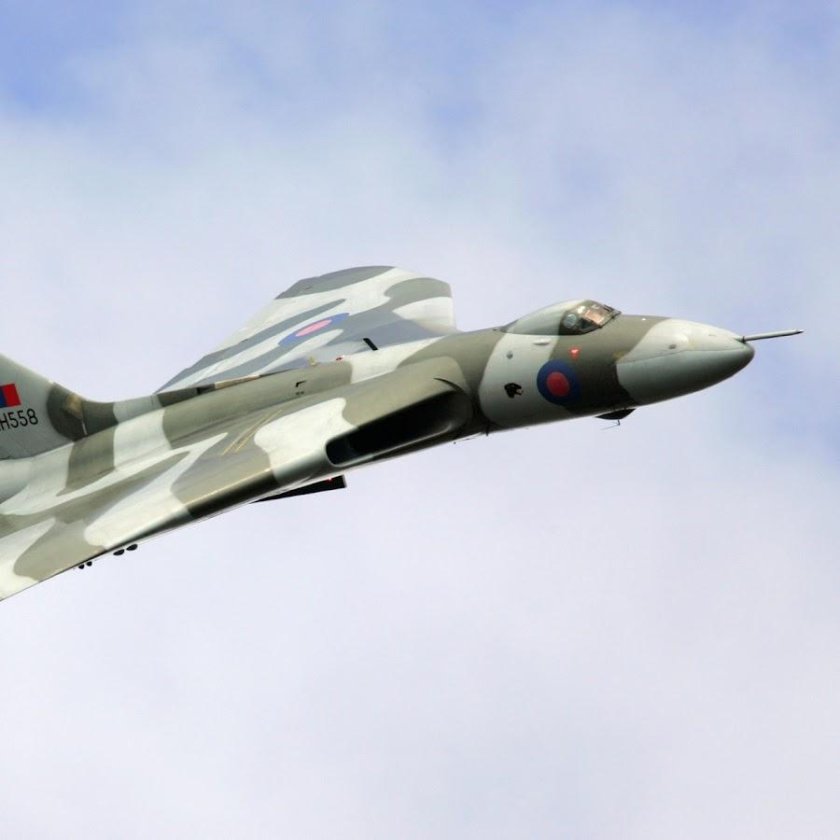 Avro Vulcan xh558