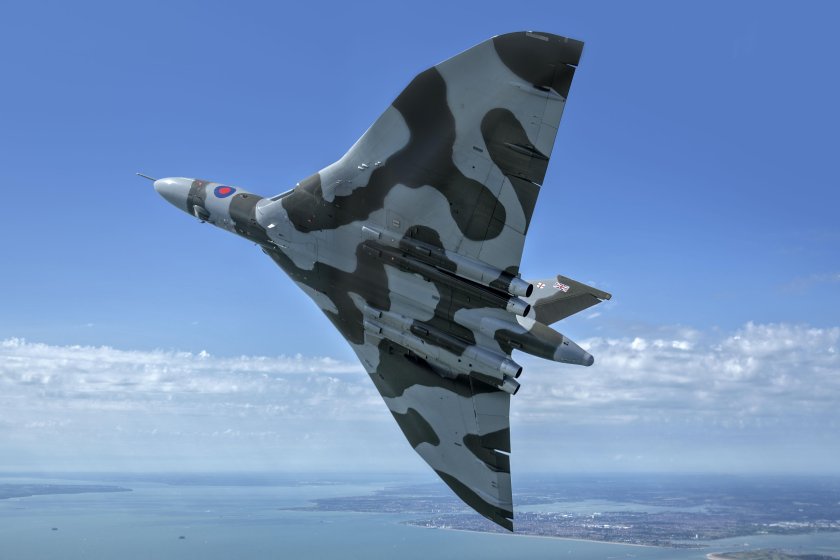Avro Vulcan xh558