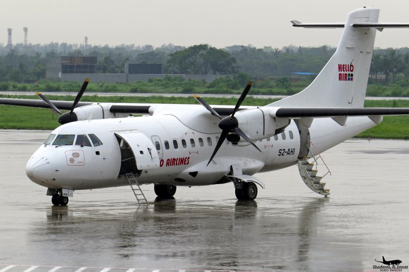 ATR 42 самолет