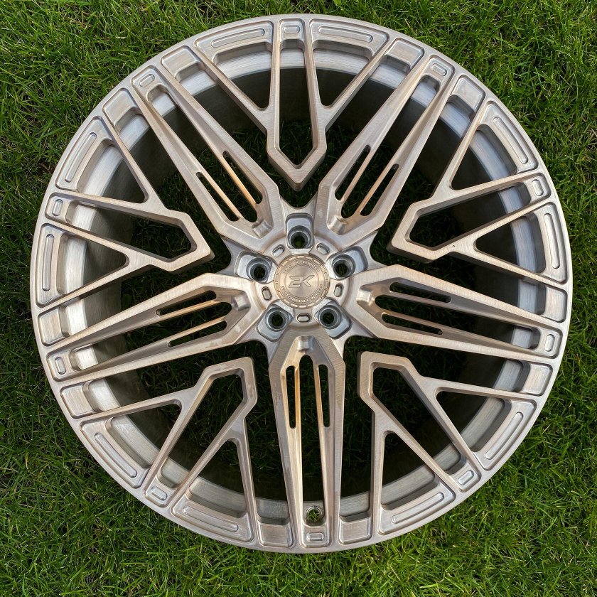 Кованые диски на ниву