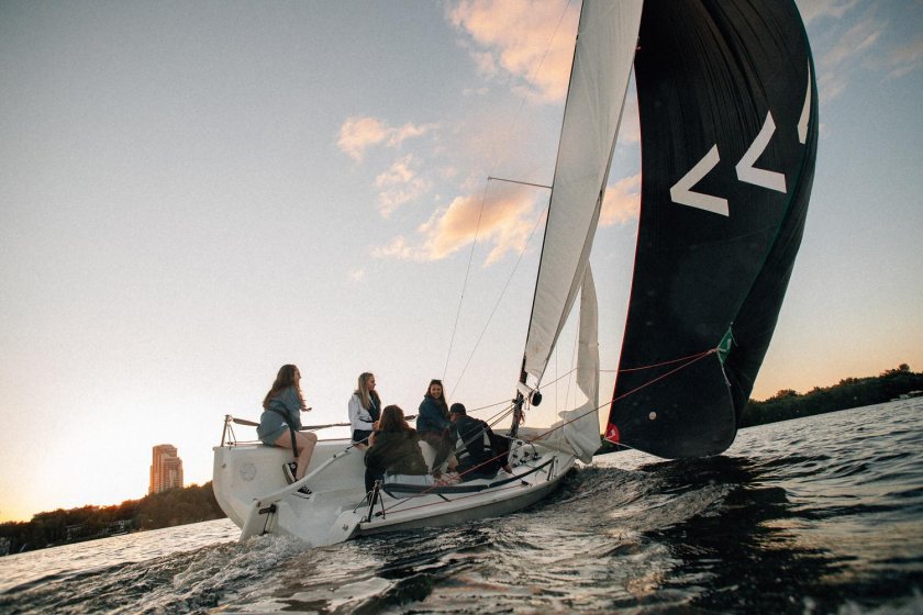 Парусный спорт