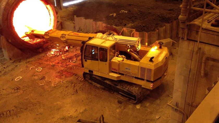 Машина для ломки футеровки UNIDACHS 400m