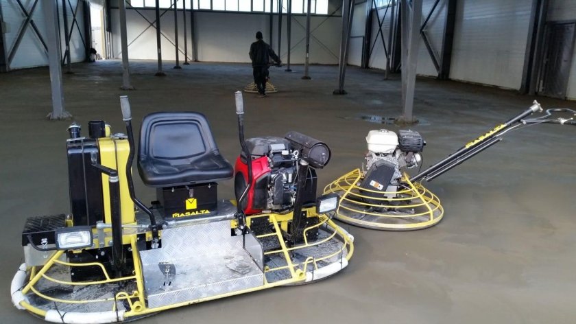 Затирочная машина БЗМ-900 для бетона