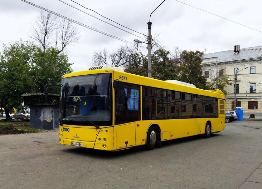 Автобус маз 203