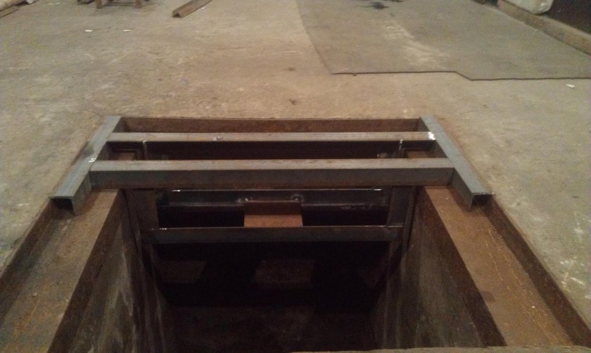 Траверса для смотровой канавы из ступицы 2109