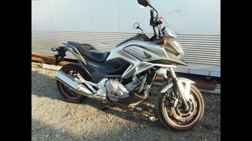 Хонда 700 кубов