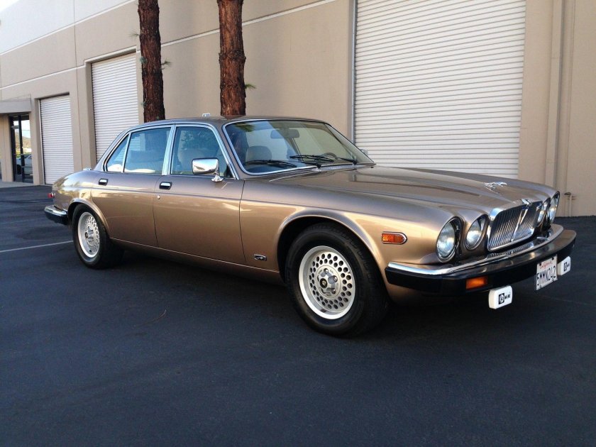 Jaguar xj12 Series 3