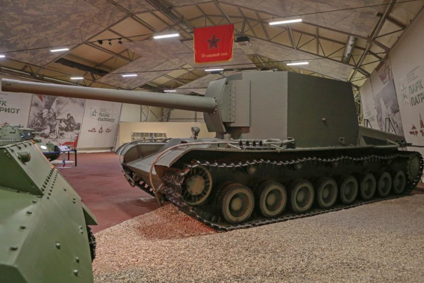 Су-100y Кубинка