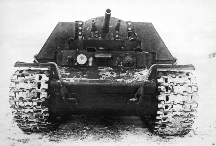 Советский танк кв 7