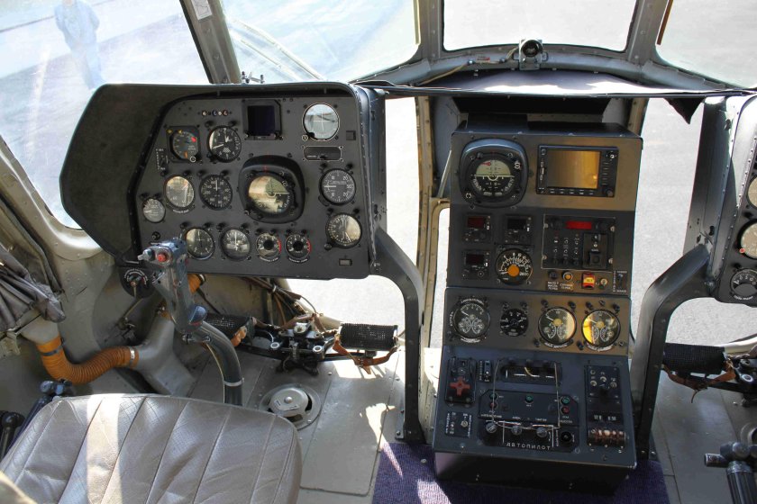 Ми-8амтш кабина