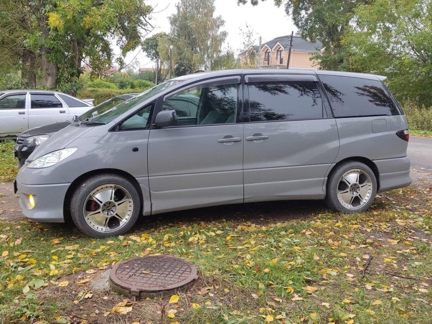 Тойота эстима 2002