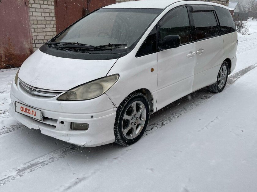 Тойота Эстима 2002 белая
