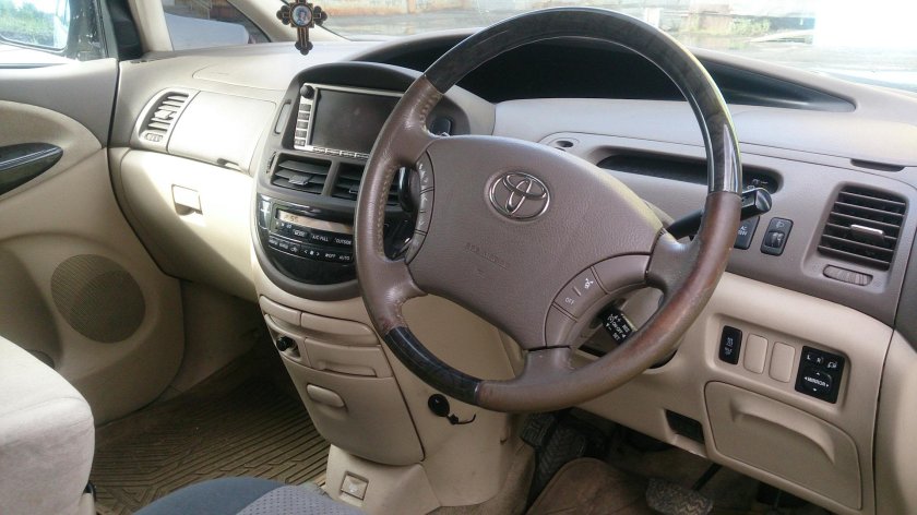 P3125 496 Тойота Эстима гибрид