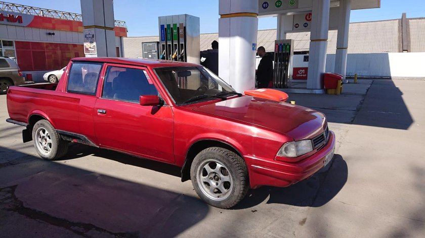 Москвич 233521