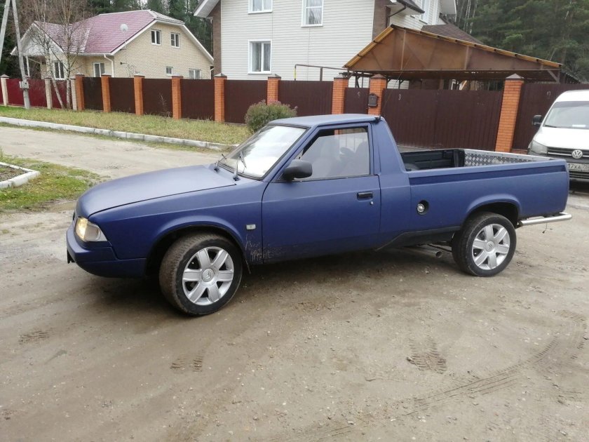 Москвич Святогор 2335 пикап