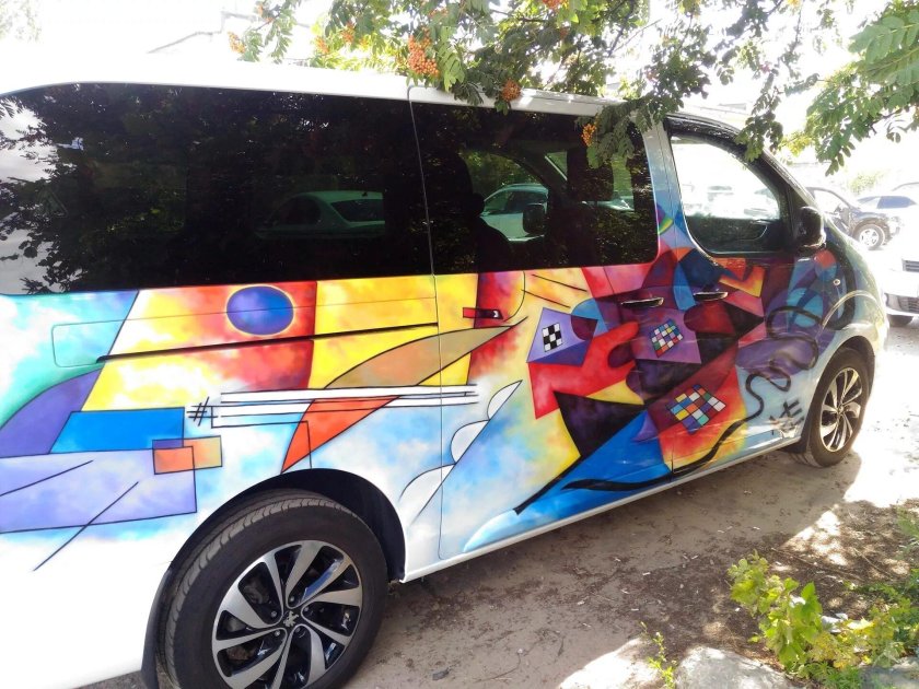 Аэрография на Пежо Тревеллер