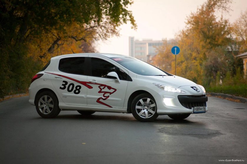 Пежо 308 винил