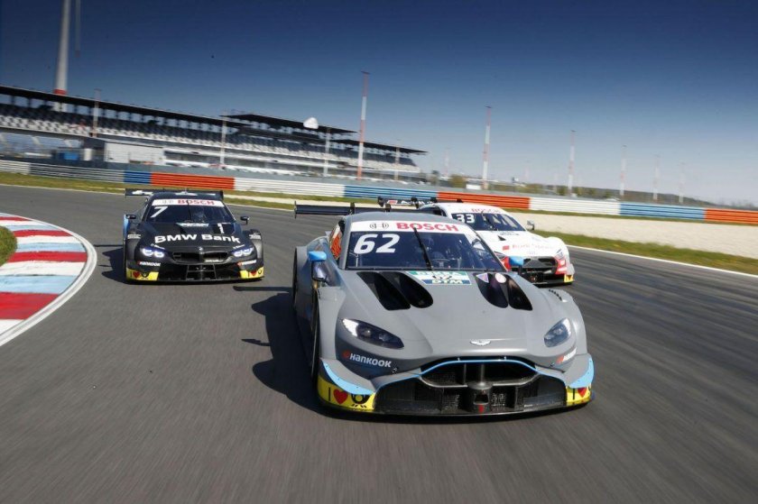 Aston Martin Vantage DTM
