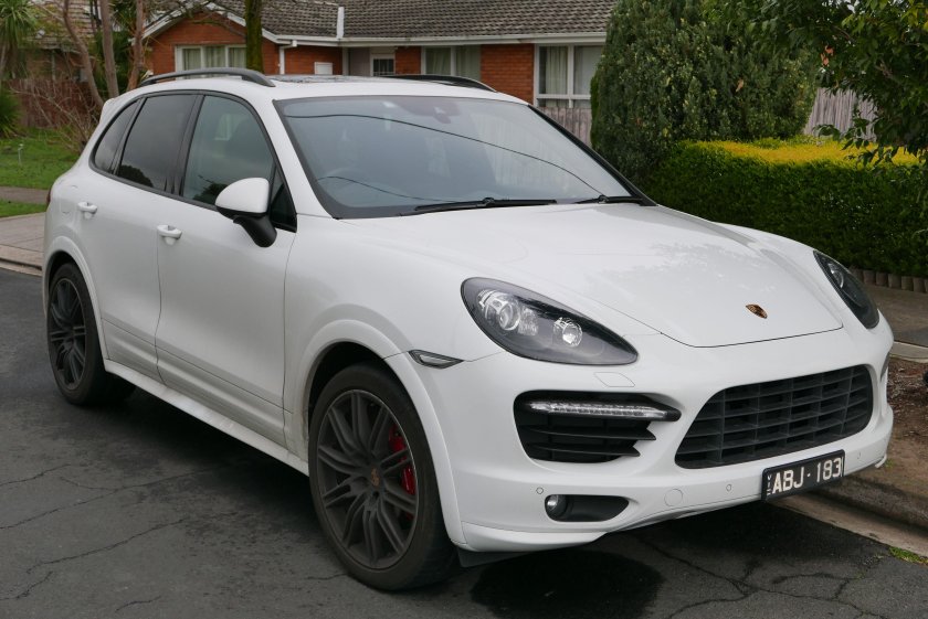 Porsche Cayenne GTS 2014