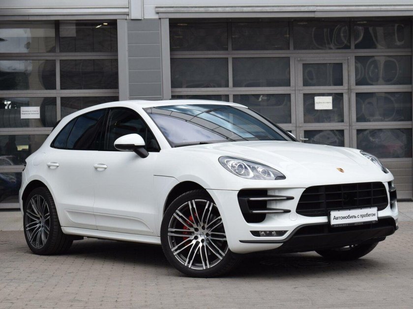 Porsche Macan белый