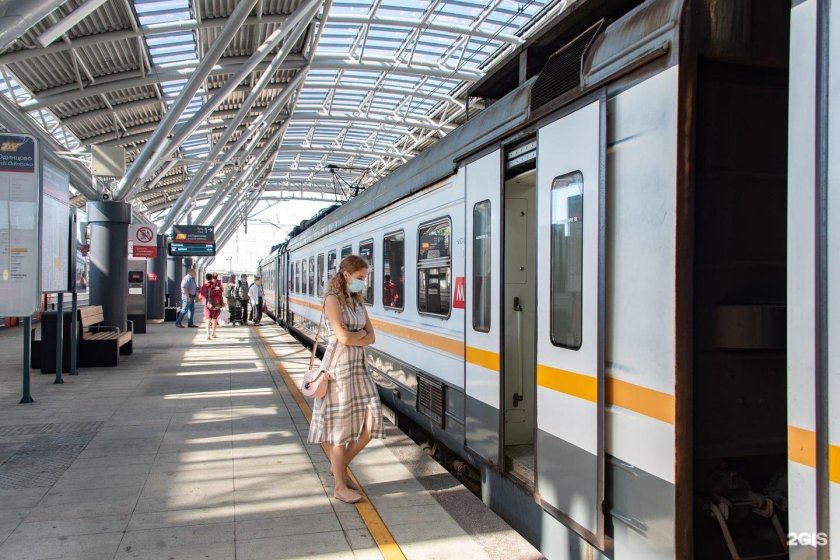 Славянский бульвар электричка