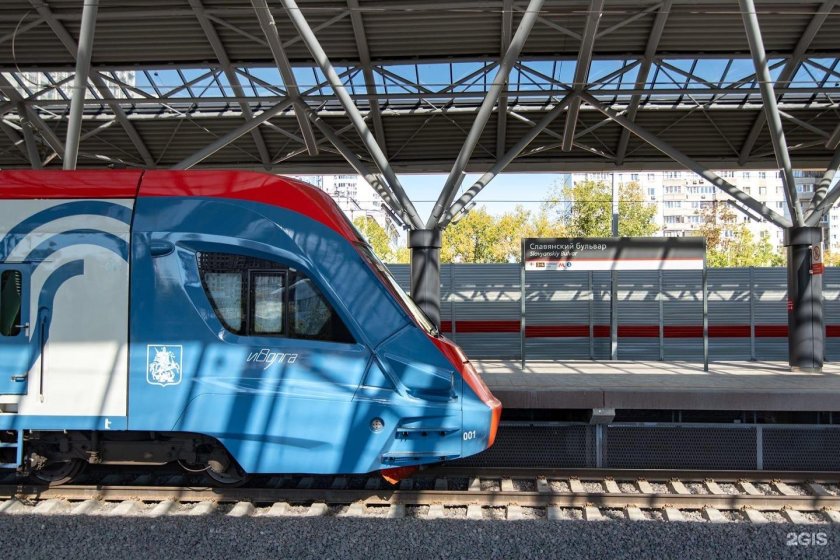 Славянский бульвар электричка