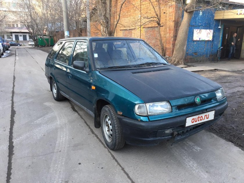 Шкода Фелиция зеленая