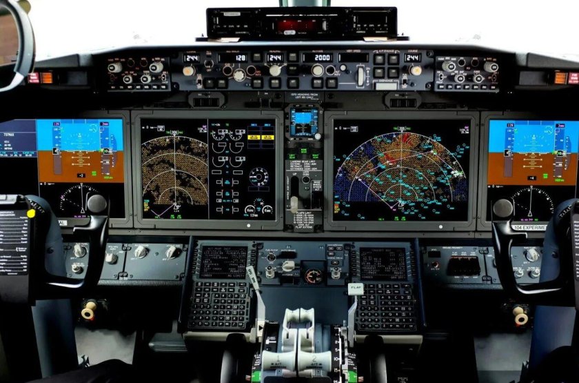 737 Max кабина