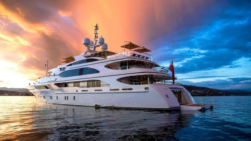 Роберт Куок яхта