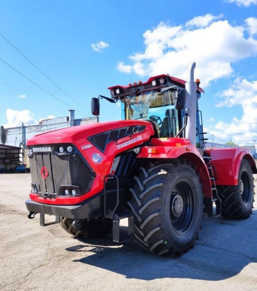 Трактор Кировец 2022