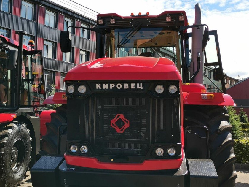 Трактор Кировец к-7м