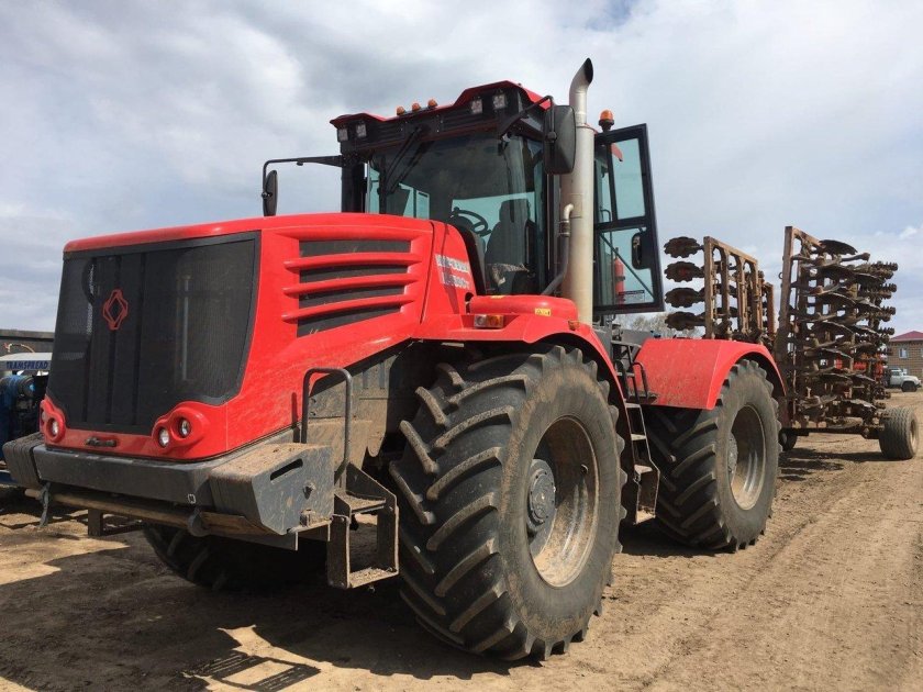 Трактор Кировец к 739