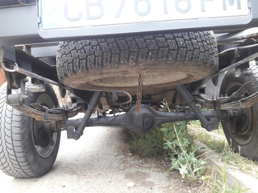 Крепление запаски ВИС 2345