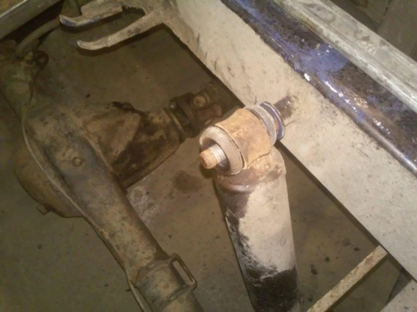 Амортизаторы на ВИС 2345