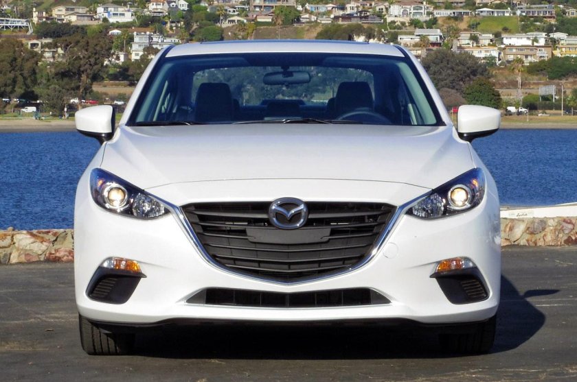 Мазда 3 седан 2014