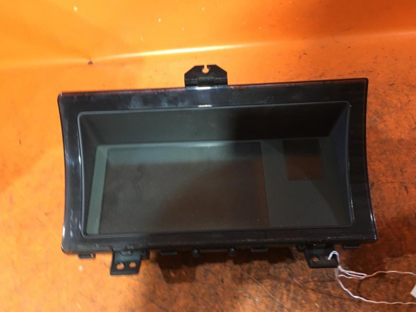 Внешний монитор на хонду Инсайт