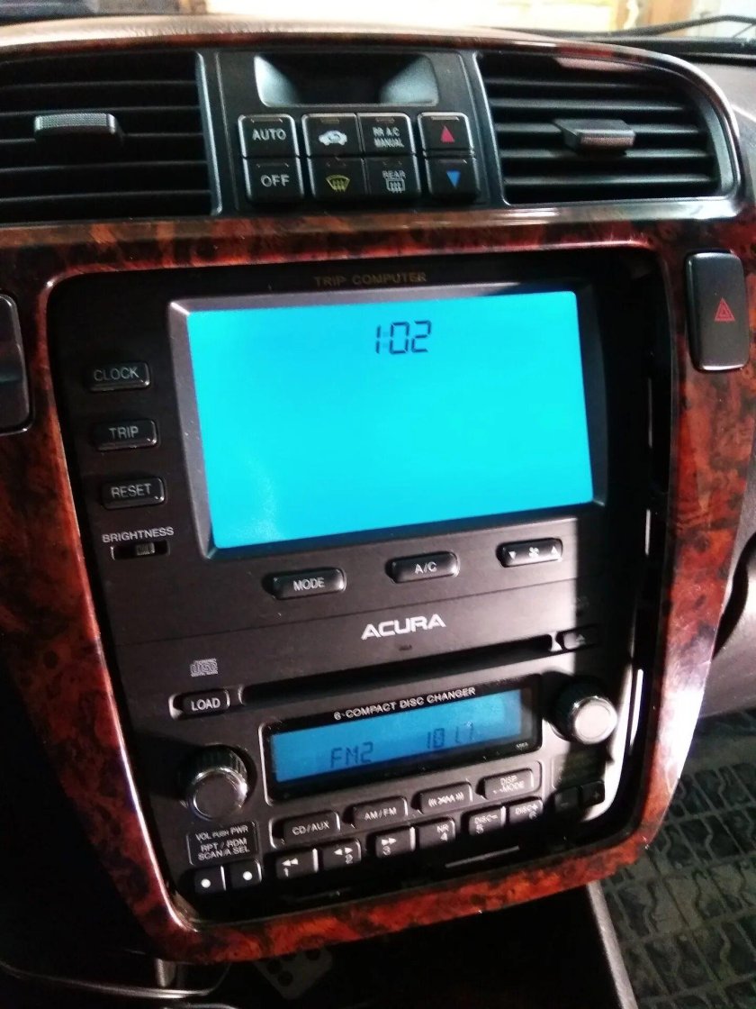 Акура МДХ 2008 год магнитола андроид