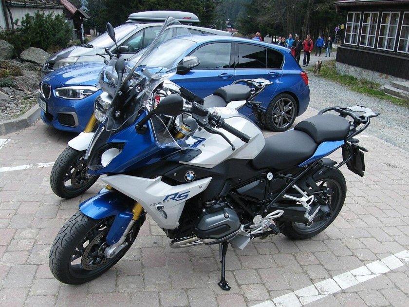 BMW r1200rs