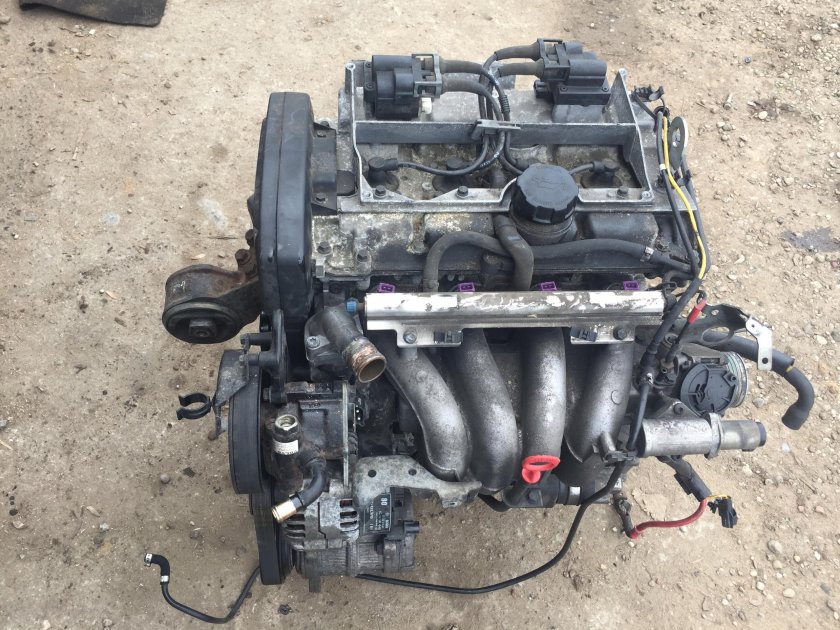 Двигатель Вольво s40 1.8