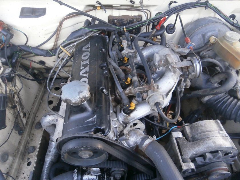 Вольво 740 мотор