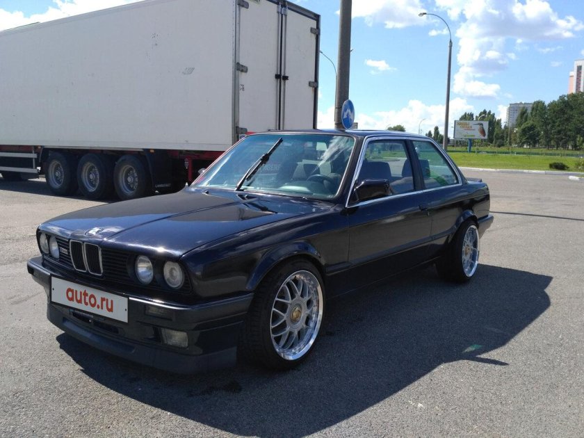BMW 325i 1989