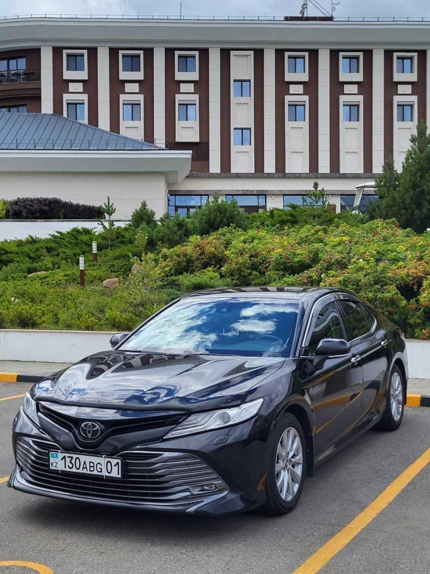 Тойота Камри 75