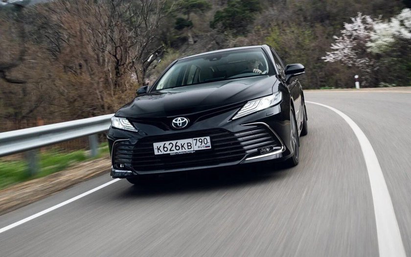 Новая тойота камри