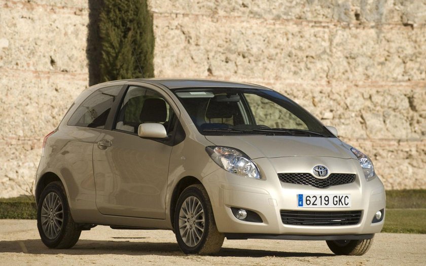 Toyota Yaris 2011
