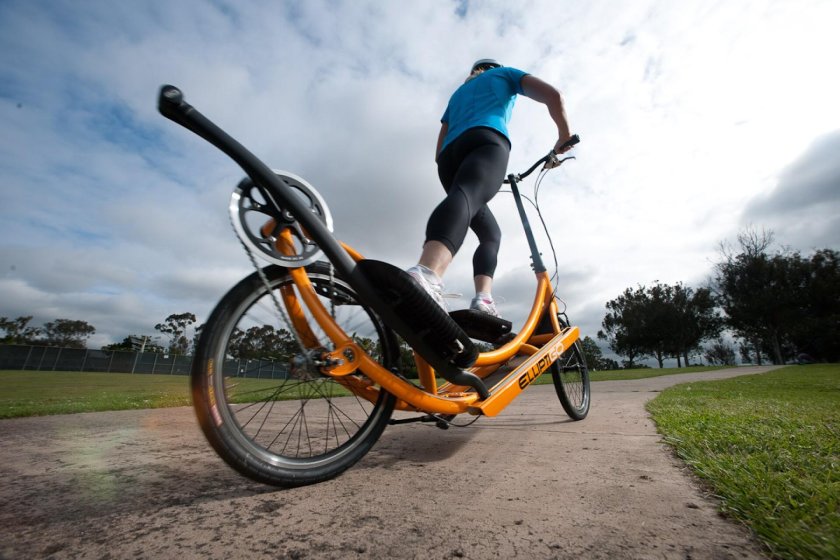 Беговой велосипед