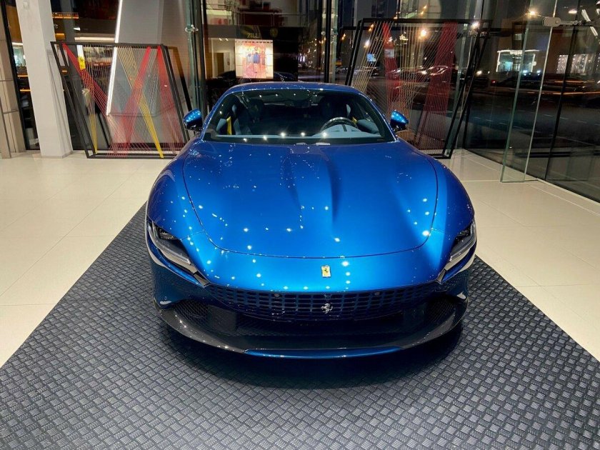 Ferrari ROMA 2022